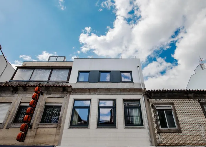 Urban Luxury Apartment, Downtown Porto Near Metro
